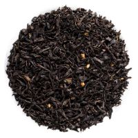 Schwarz-aromatisierter-Tee-Sahne - Krokant